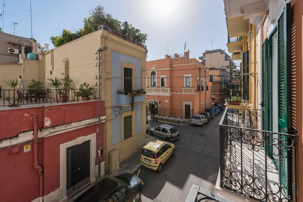 A Due Passi Dal Centro - Bari Policlinico Apartamento Exterior foto